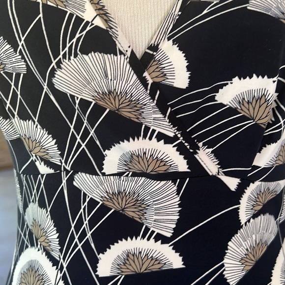 BCBGMAXAZRIA Dress Size Medium M Black Cream NWOT - Picture 4 of 11